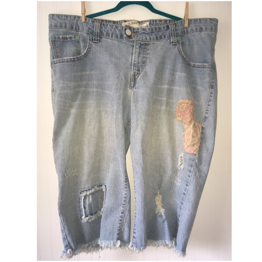 Levi’s Slouch 504 Denim Patchwork Capris Size 24